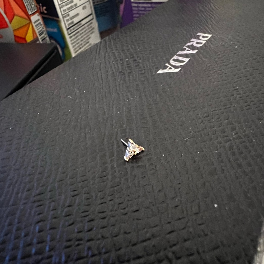 Three little pears threadless end